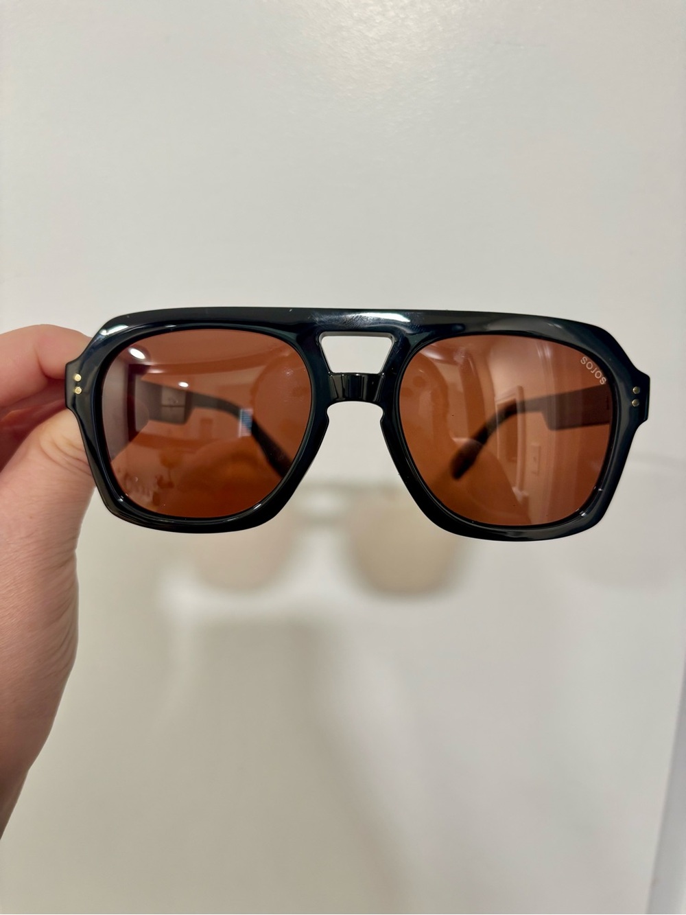 Women’s Sojos Polarized Black Frame Sunglasses with Brown Lenses - Picture 4 of 14